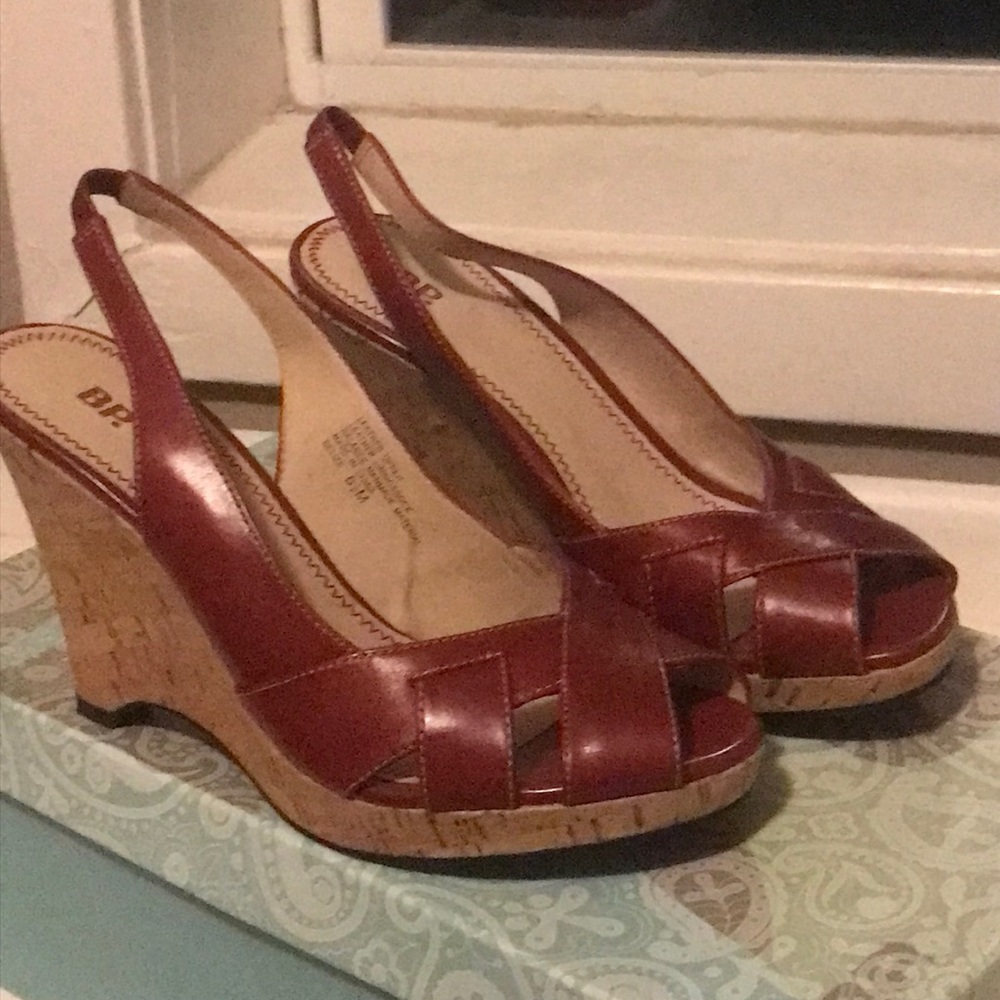 Red leather wedges-size 6.5